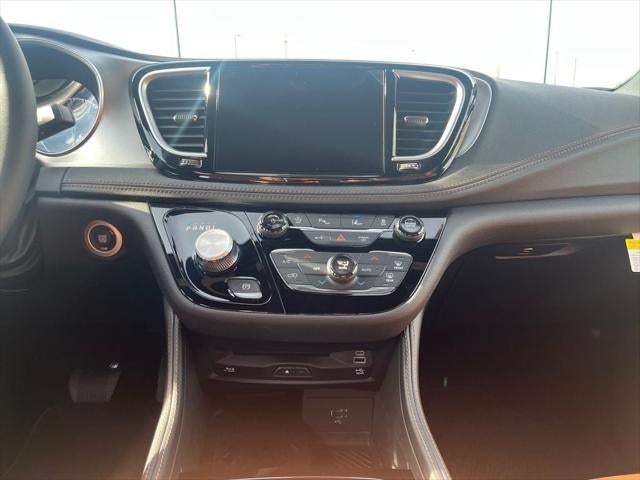 2026 Chrysler Pacifica PACIFICA PINNACLE AWD