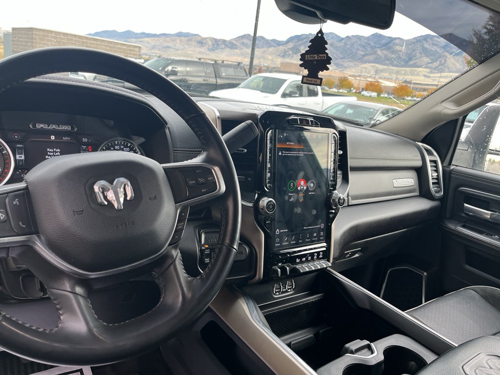 2024 RAM 3500 Laramie Crew Cab 4x4 8' Box