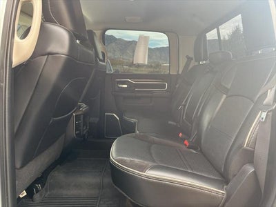 2024 RAM 3500 Laramie Crew Cab 4x4 8' Box