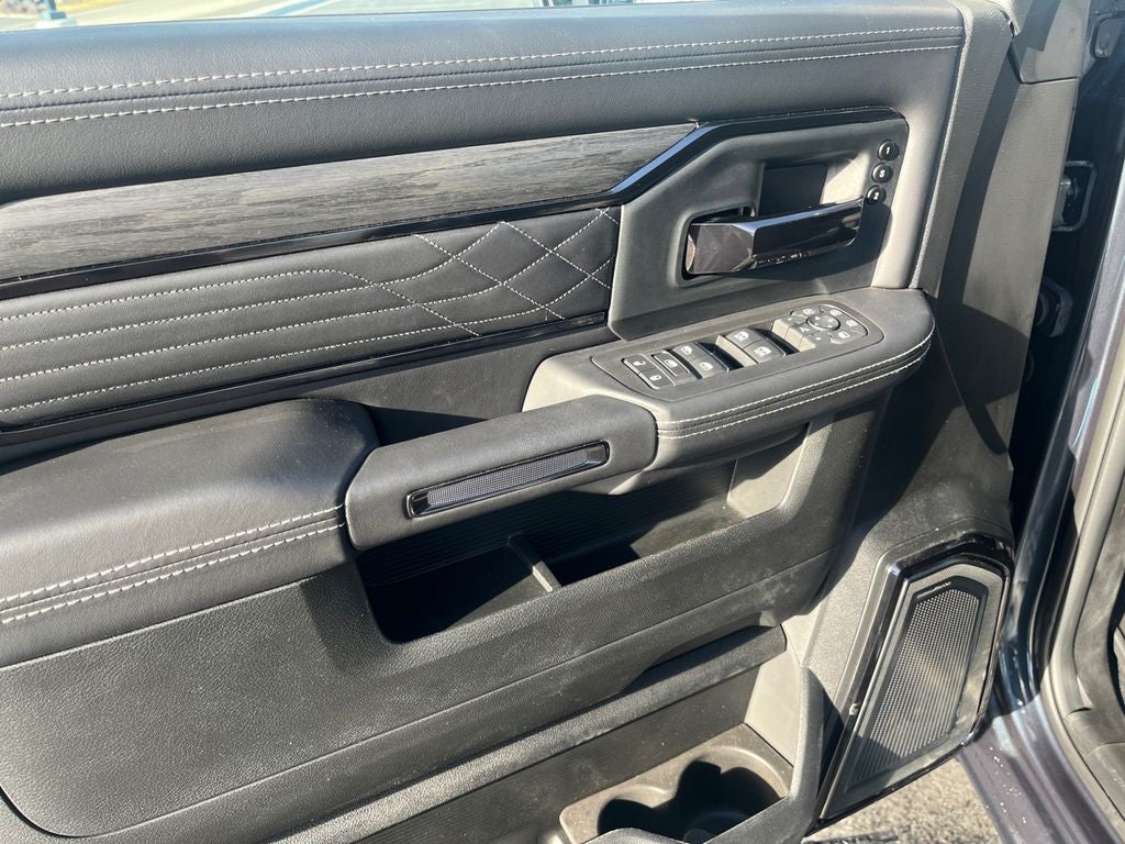 2026 RAM Ram 3500 RAM 3500 LIMITED CREW CAB 4X4 8' BOX