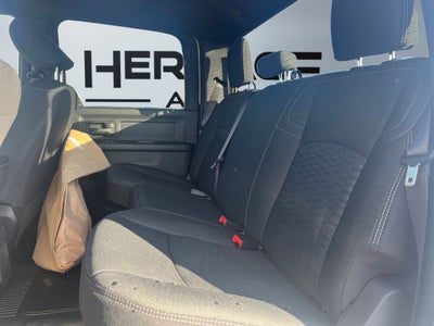 2025 RAM Ram 5500 Chassis Cab RAM 5500 TRADESMAN CHASSIS CREW CAB 4X4 84' CA