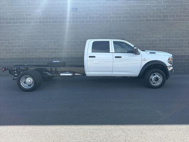 2025 RAM Ram 5500 Chassis Cab RAM 5500 TRADESMAN CHASSIS CREW CAB 4X4 84' CA