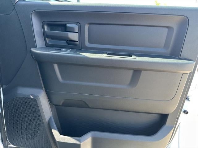 2025 RAM Ram 5500 Chassis Cab RAM 5500 TRADESMAN CHASSIS CREW CAB 4X4 84' CA