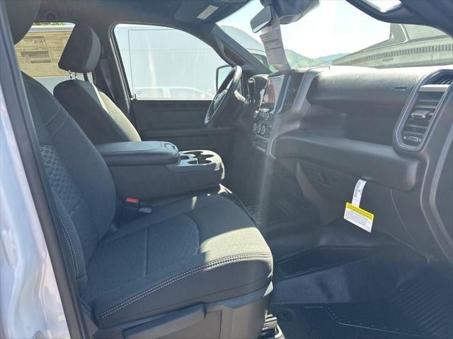 2025 RAM Ram 5500 Chassis Cab RAM 5500 TRADESMAN CHASSIS CREW CAB 4X4 84' CA