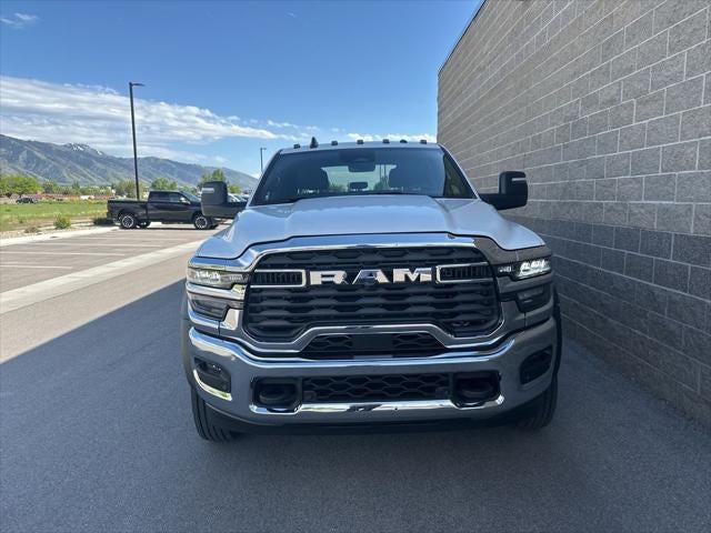 2025 RAM Ram 5500 Chassis Cab RAM 5500 TRADESMAN CHASSIS CREW CAB 4X4 84' CA