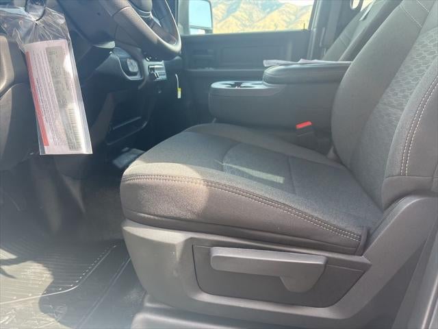 2026 RAM Ram 3500 Chassis Cab RAM 3500 TRADESMAN CREW CAB CHASSIS 4X4 60' CA