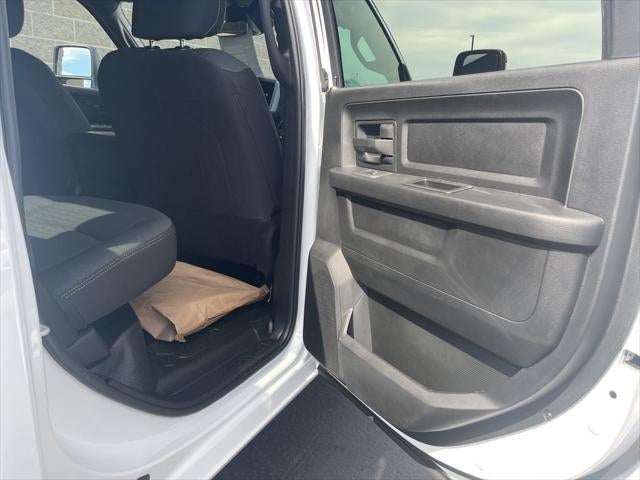 2026 RAM Ram 3500 Chassis Cab RAM 3500 TRADESMAN CREW CAB CHASSIS 4X4 60' CA