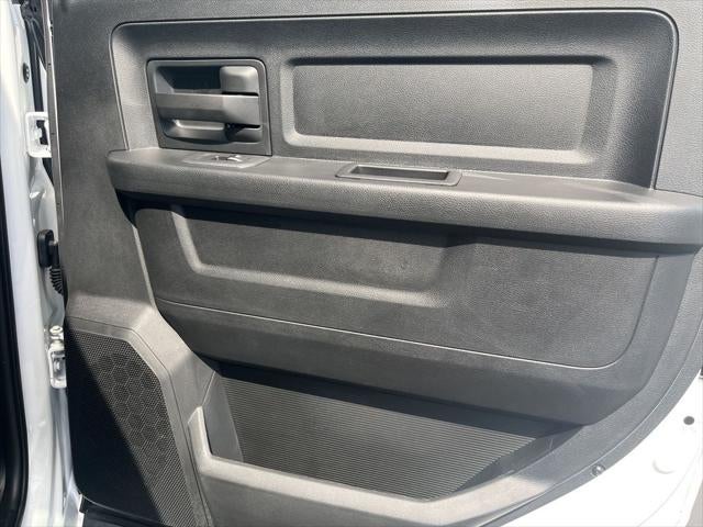 2026 RAM Ram 3500 Chassis Cab RAM 3500 TRADESMAN CREW CAB CHASSIS 4X4 60' CA