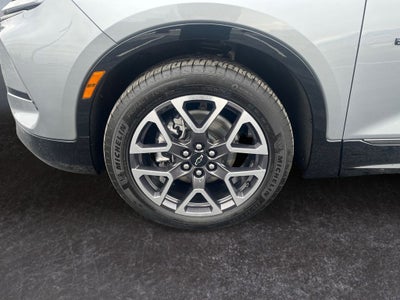 2025 Chevrolet Blazer AWD RS