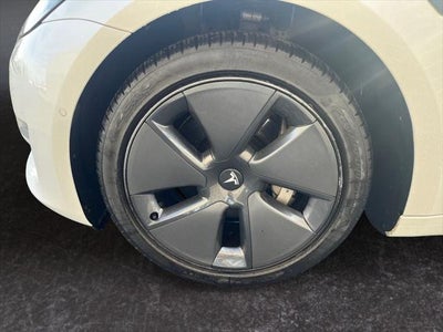 2021 Tesla Model 3 Standard Range Plus Rear-Wheel Drive