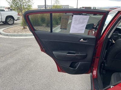 2022 Kia Sportage LX