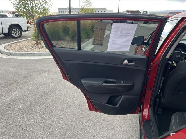 2022 Kia Sportage LX