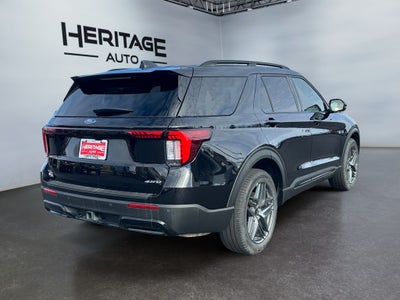 2025 Ford Explorer ST-Line