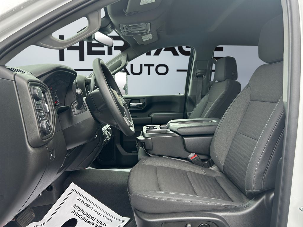 2024 Chevrolet Silverado Custom