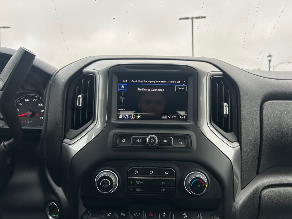 2024 Chevrolet Silverado Custom