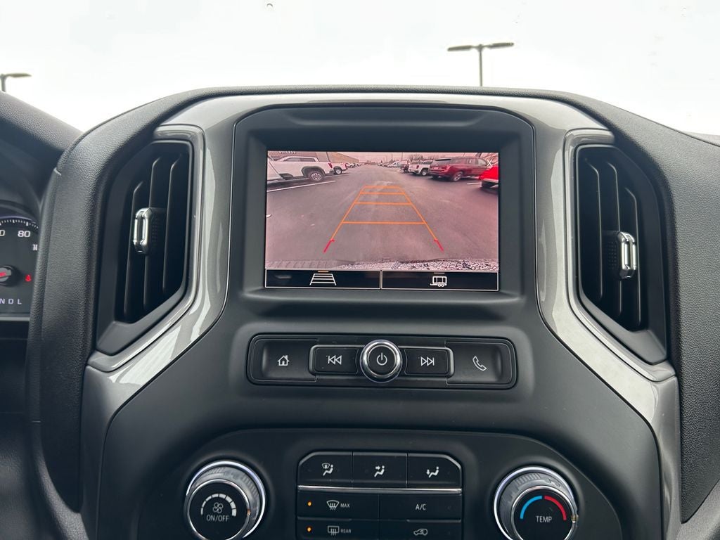 2024 Chevrolet Silverado Custom