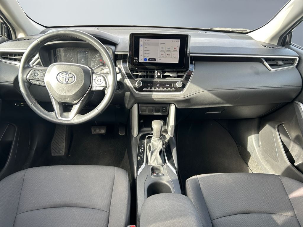 2024 Toyota Corolla Cross LE