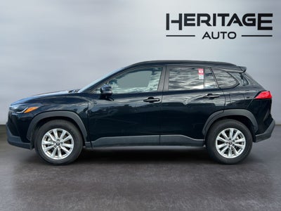 2024 Toyota Corolla Cross LE