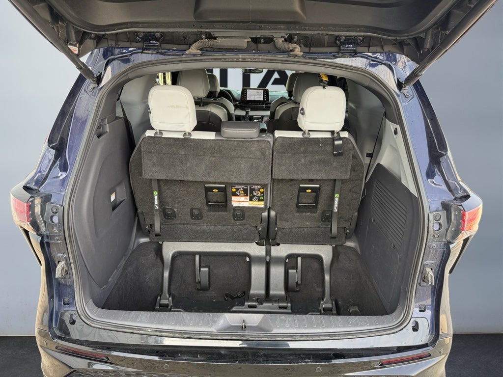 2022 Toyota Sienna XSE