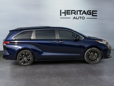 2022 Toyota Sienna XSE