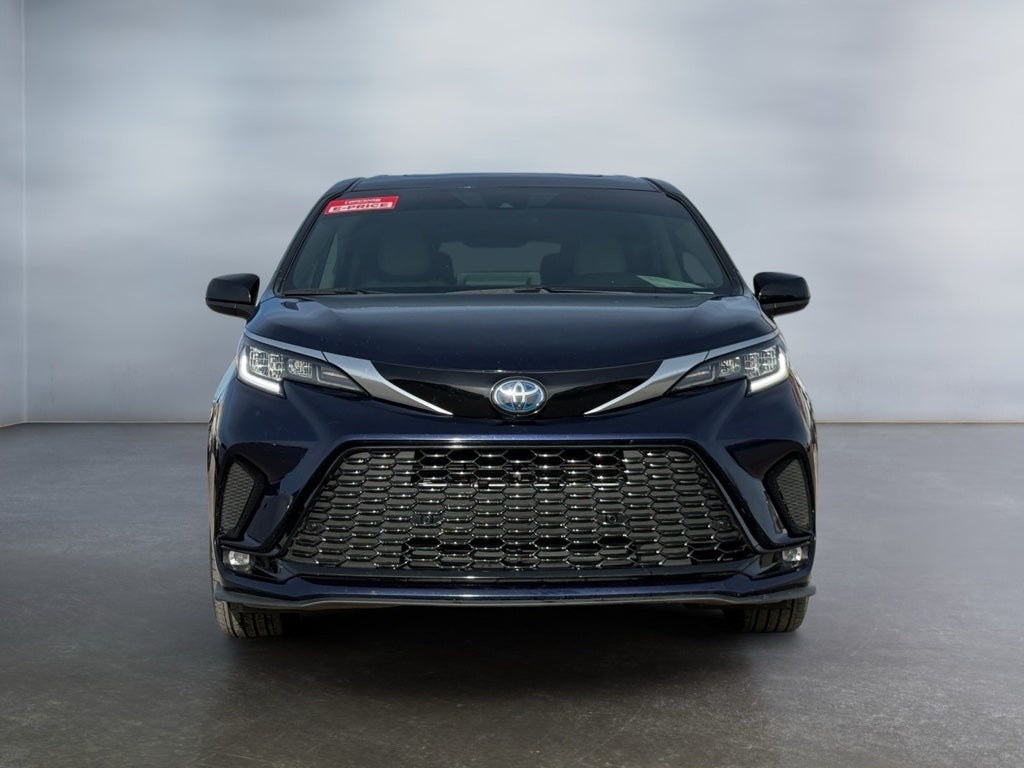 2022 Toyota Sienna XSE