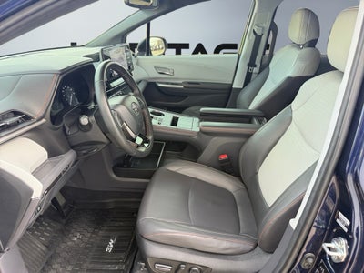 2022 Toyota Sienna XSE